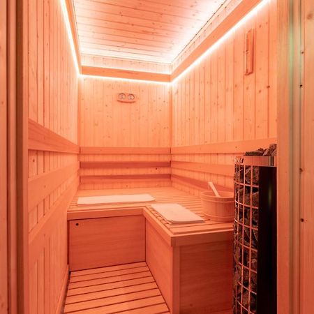 Exclusive Apartment Centrum Wadowice Buitenkant foto