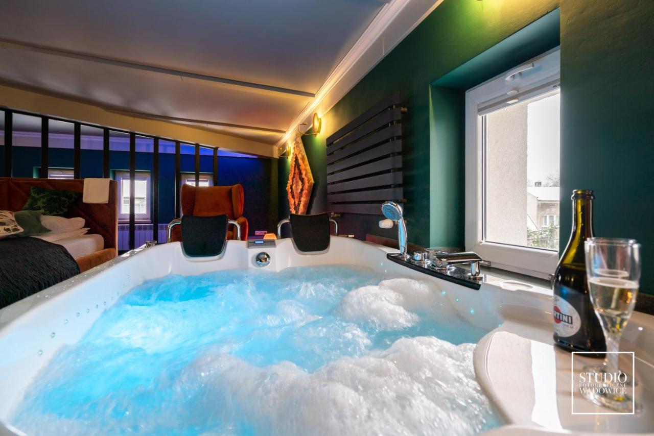 Exclusive Apartment Centrum Wadowice Buitenkant foto