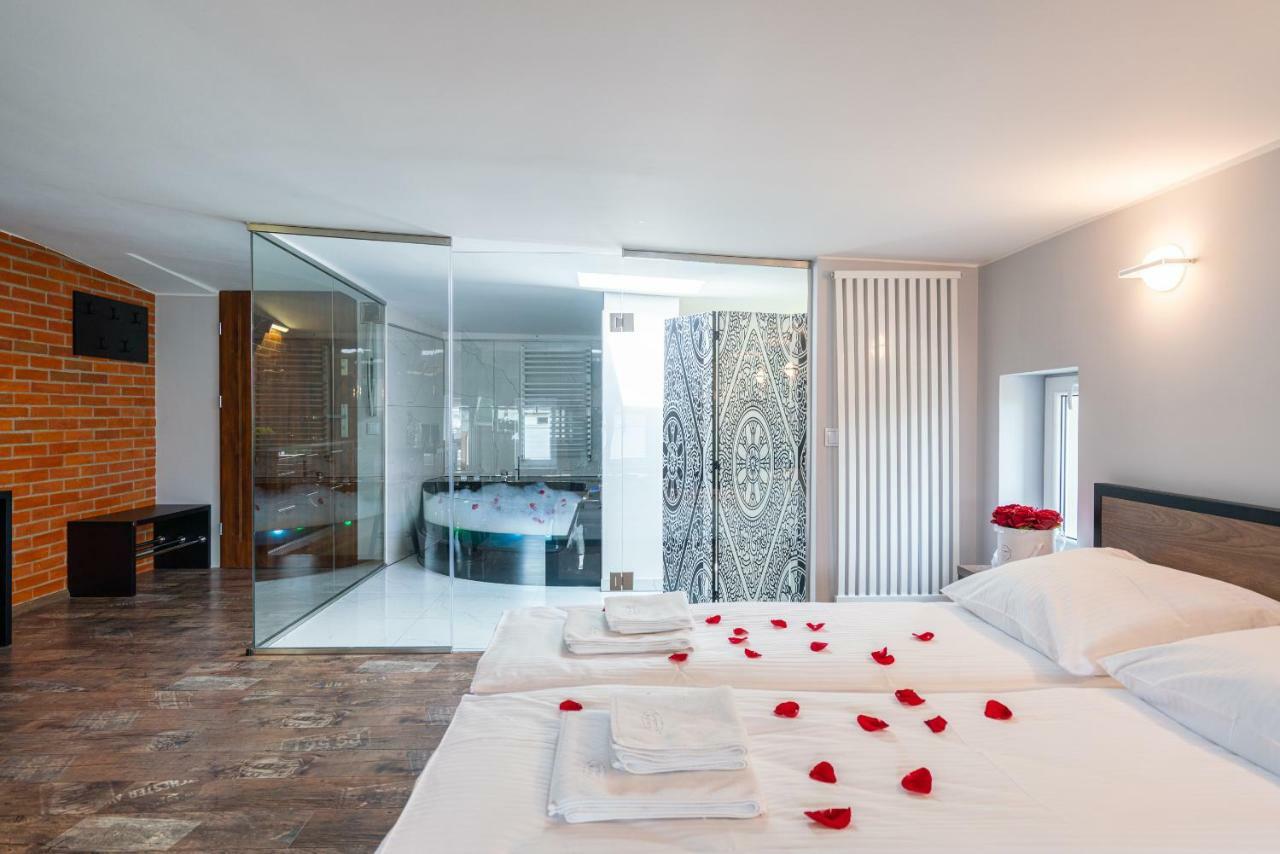 Exclusive Apartment Centrum Wadowice Buitenkant foto