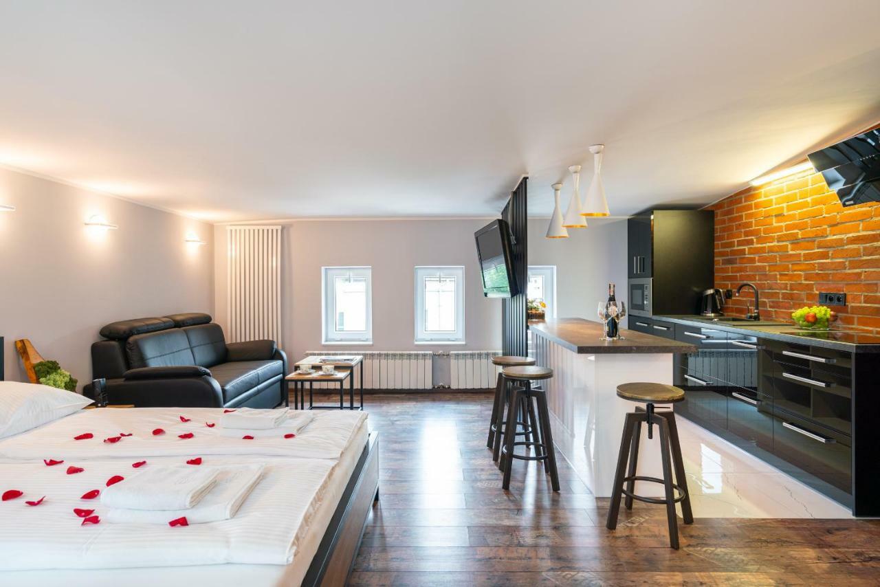 Exclusive Apartment Centrum Wadowice Buitenkant foto