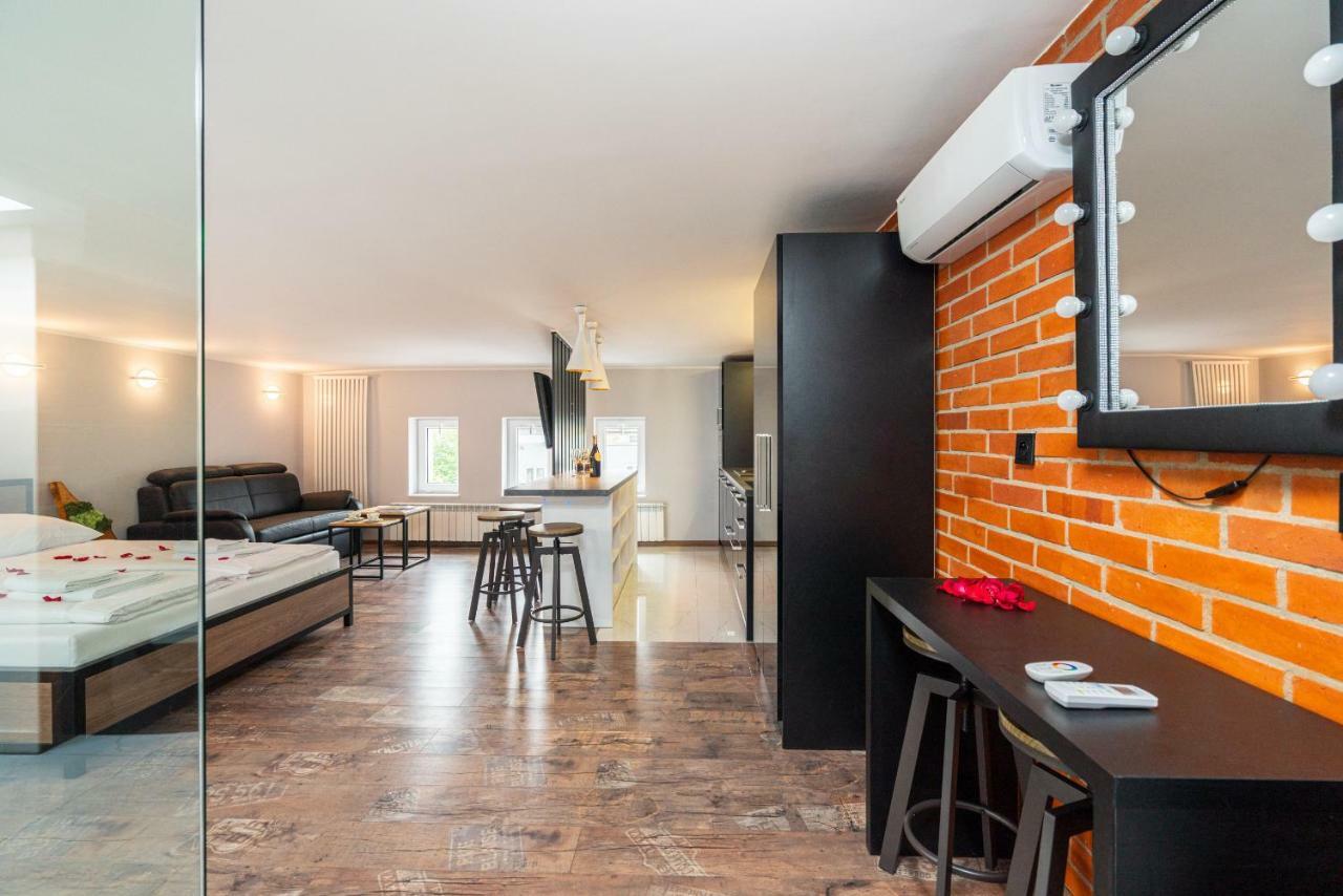 Exclusive Apartment Centrum Wadowice Buitenkant foto